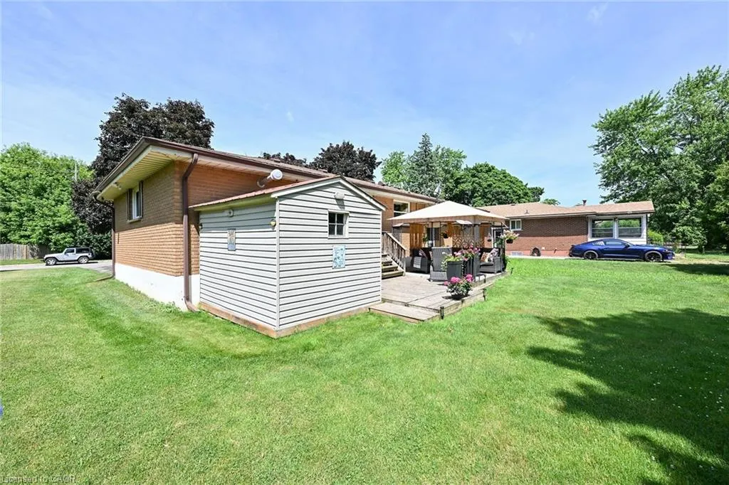 83 Oak Avenue
