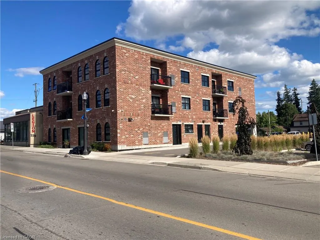 15 Talbot Street West Street W, #304