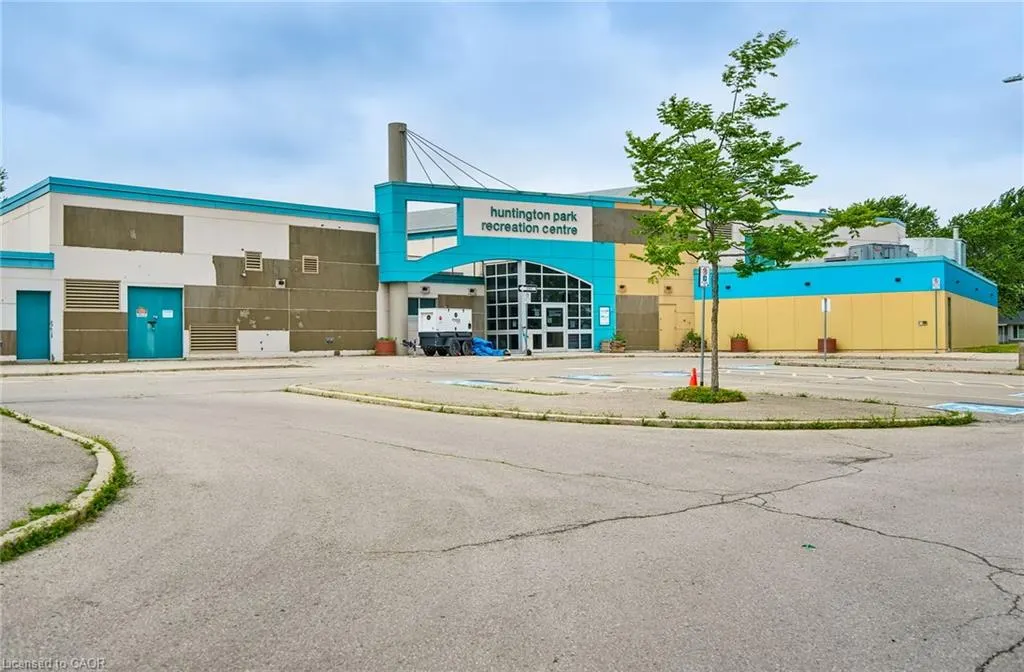 50 Sandalwood Avenue