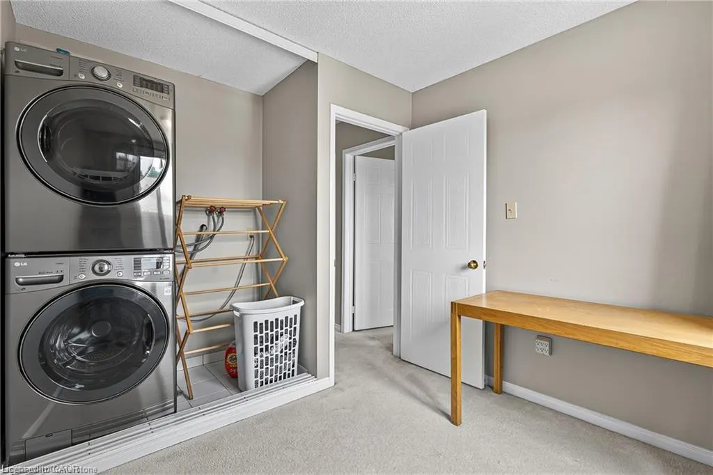 302 College Avenue W, #119