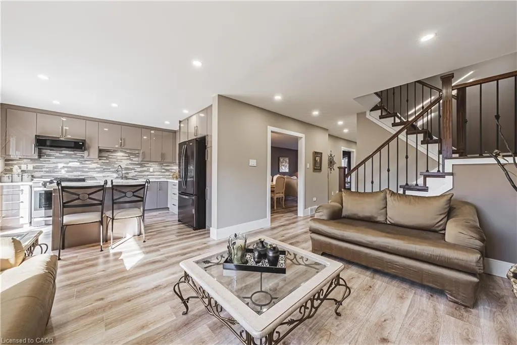 103 Broughton Avenue