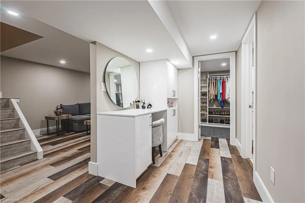 103 Broughton Avenue