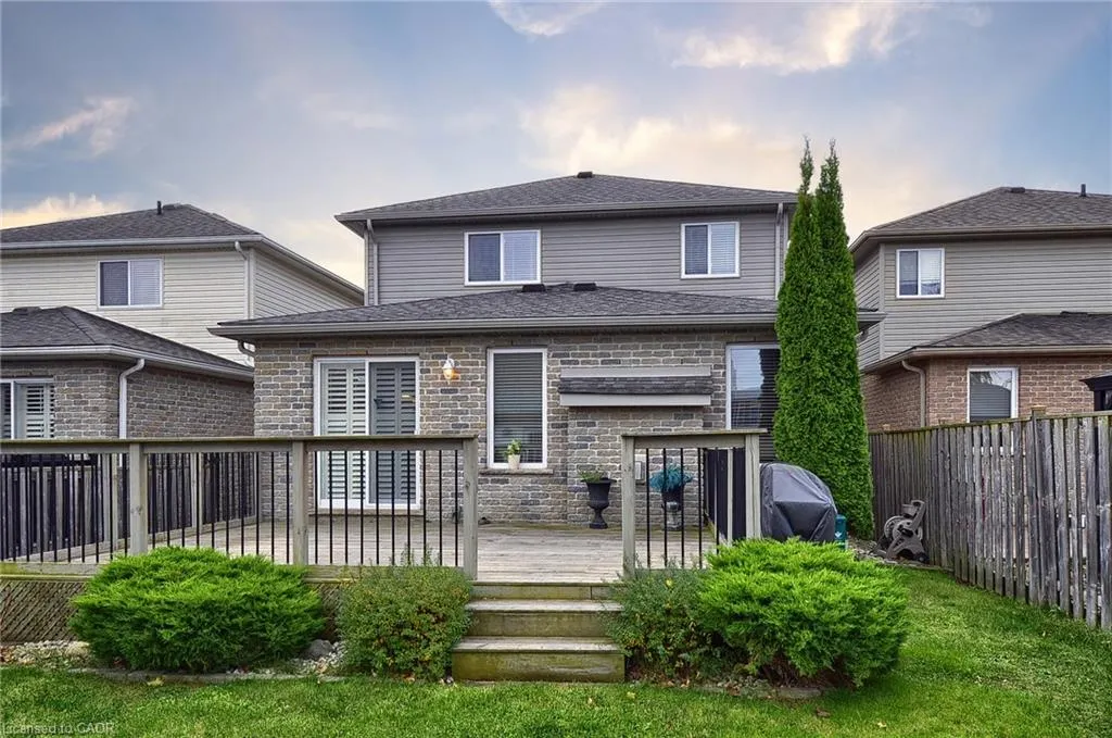 8 Lockwood Street