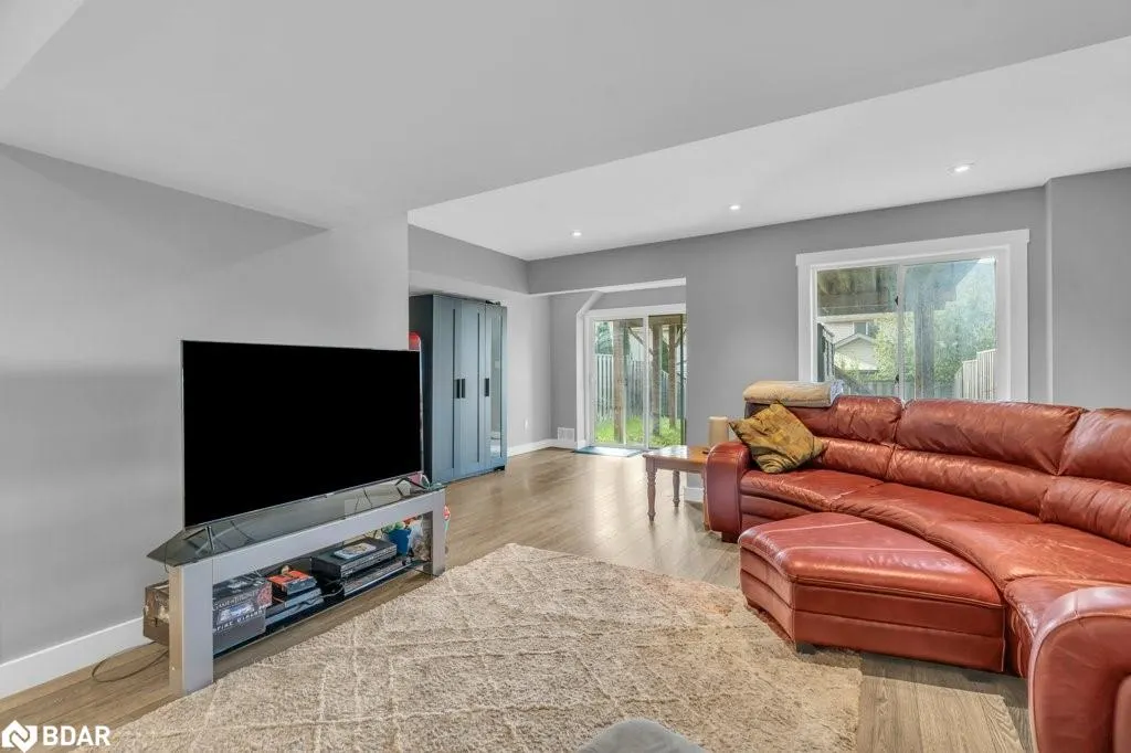 3 Davison Drive Drive