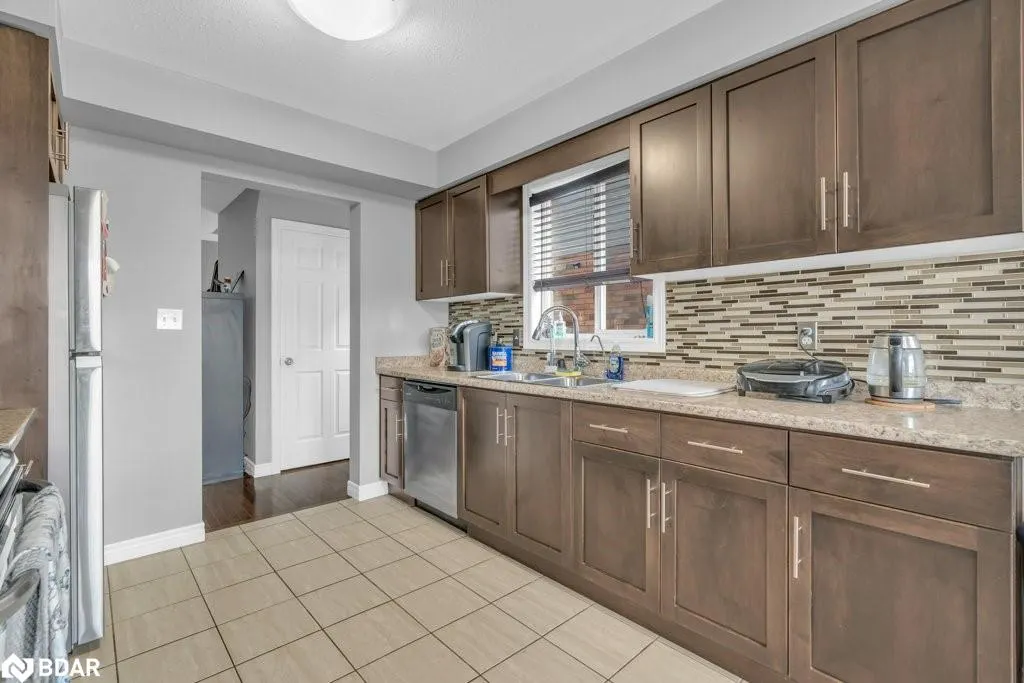 3 Davison Drive Drive