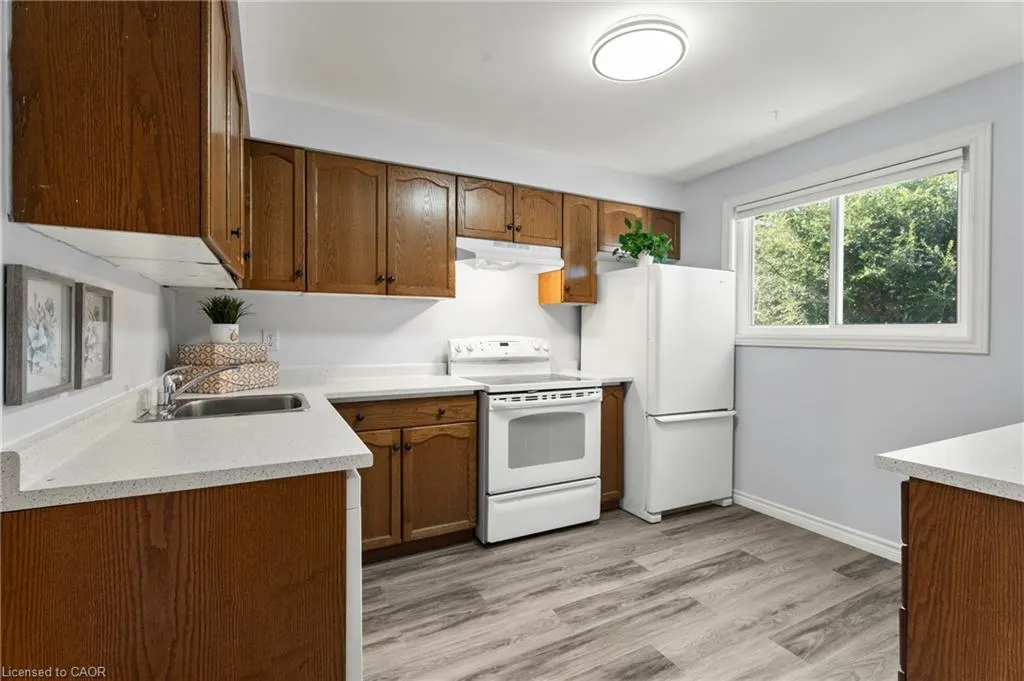 924 Mohawk Road, #F