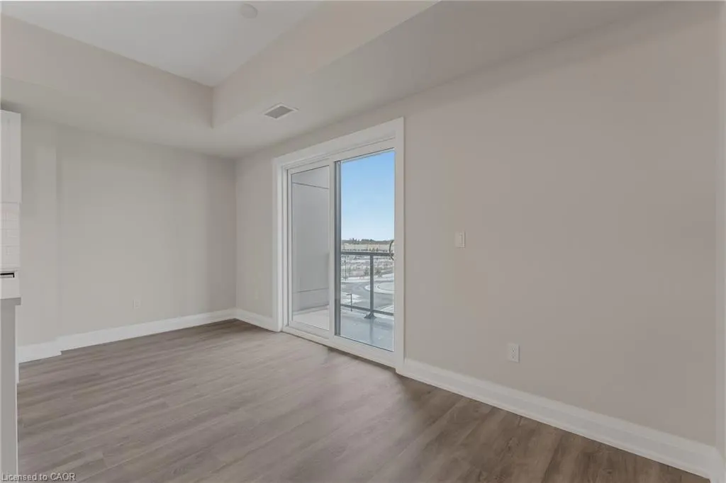 118 Summersides Boulevard, #403