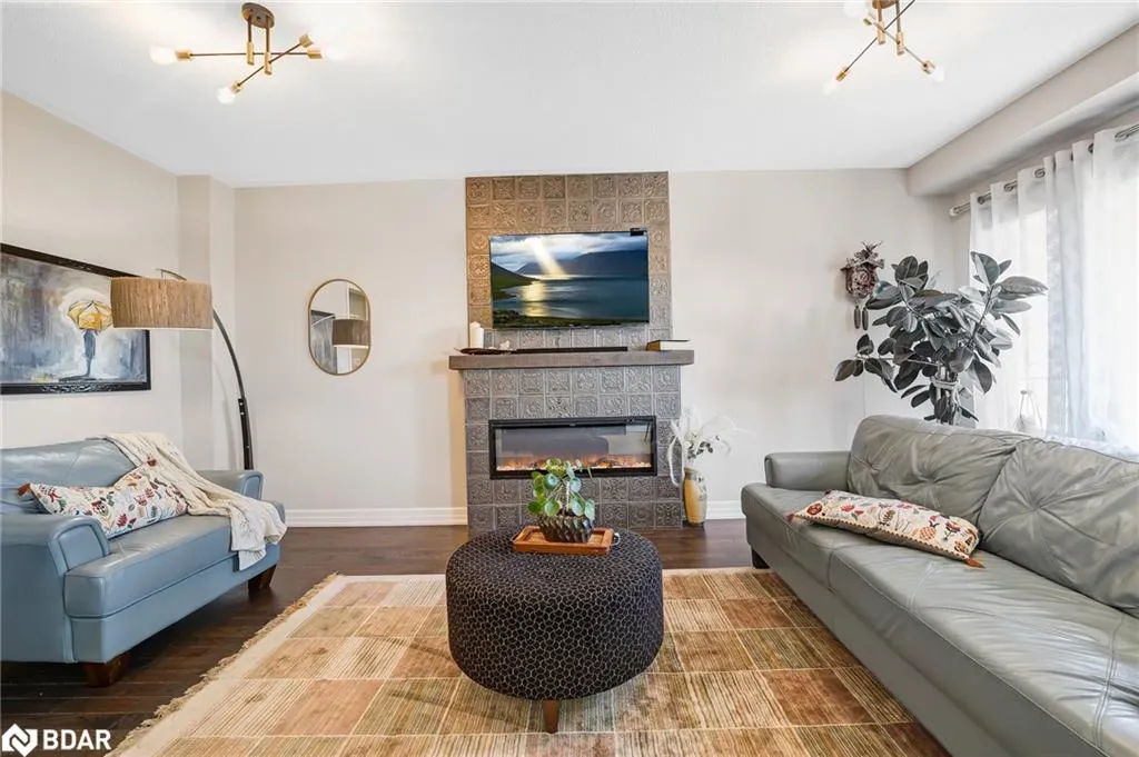 15 Wagner Crescent
