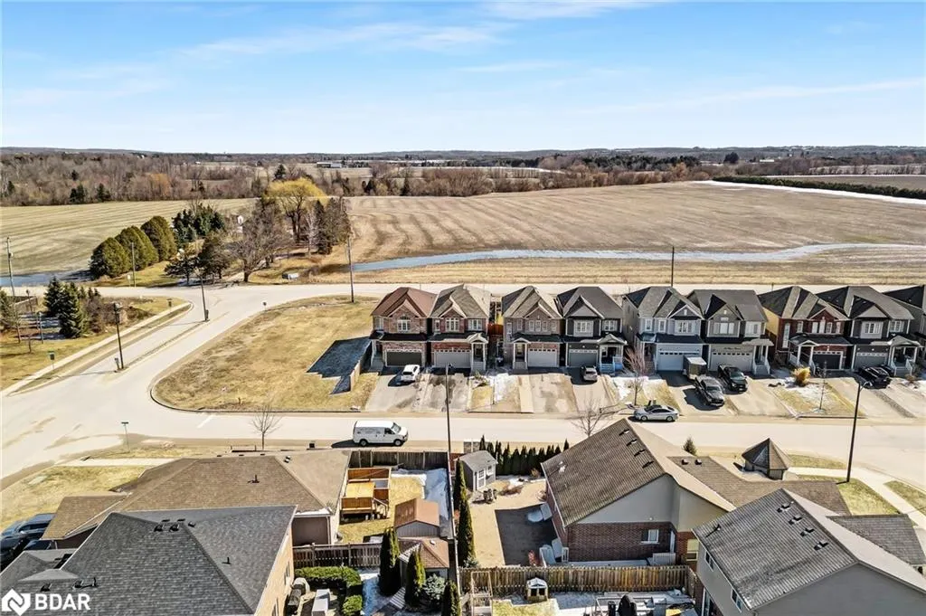 15 Wagner Crescent