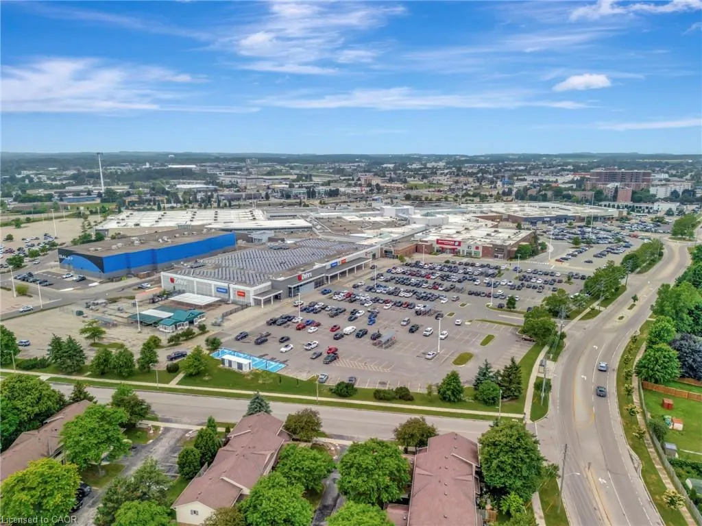 476 Kingscourt Drive, #19