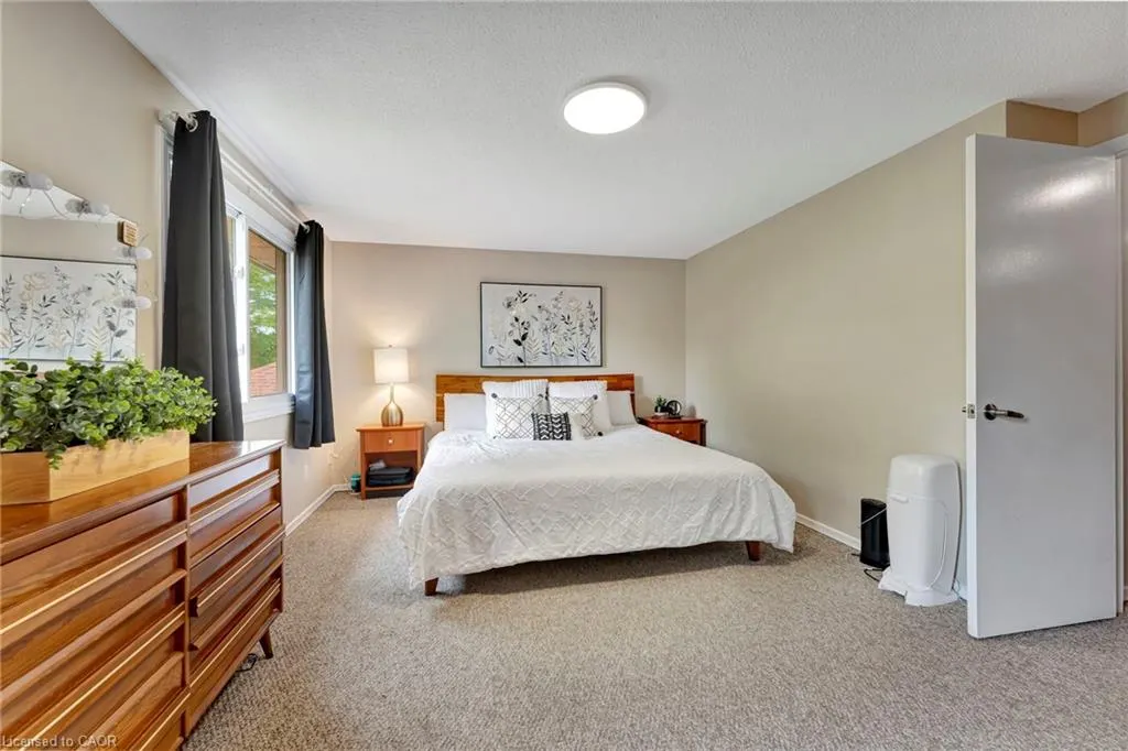 476 Kingscourt Drive, #19