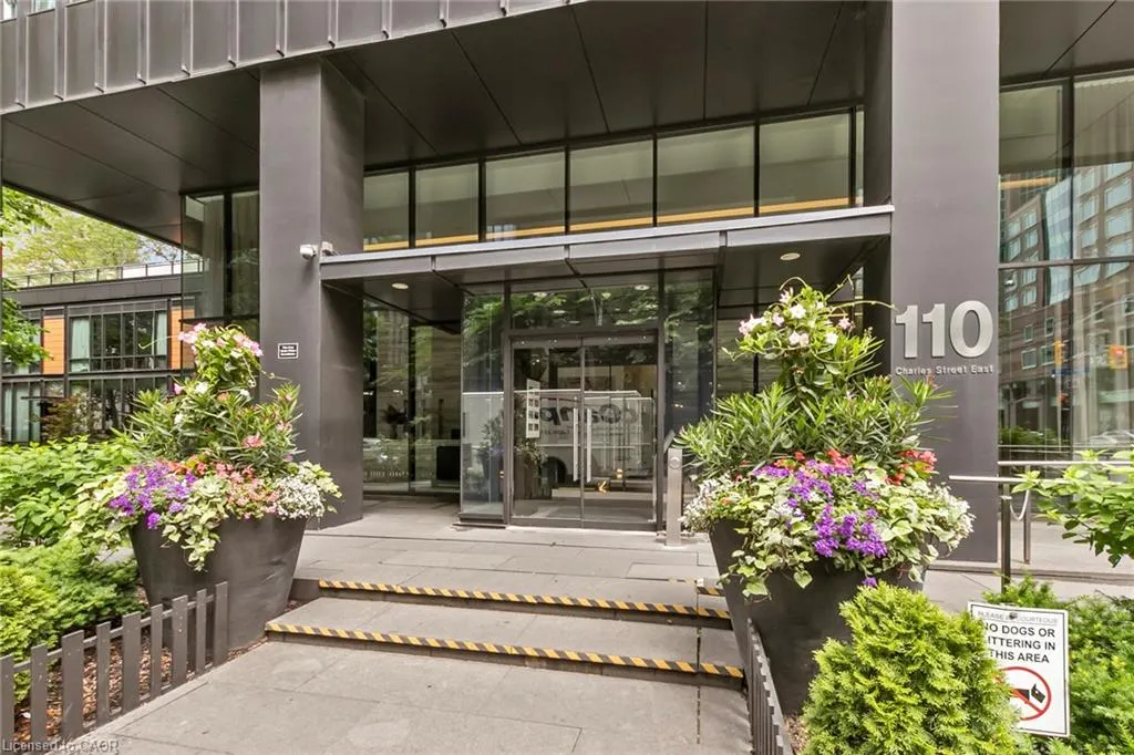110 Charles Street E, #2604