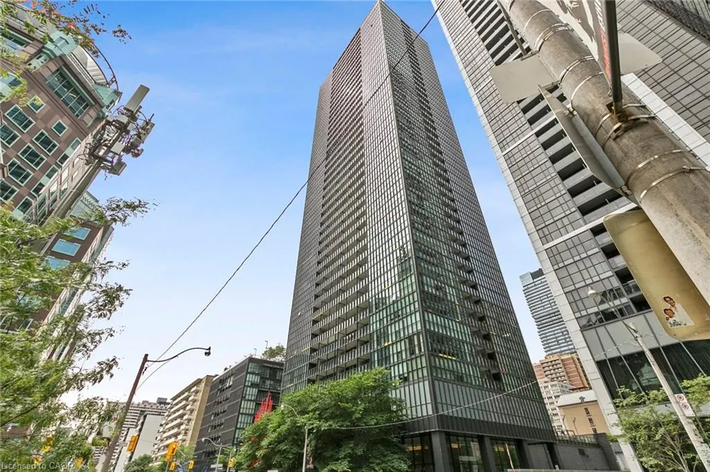 110 Charles Street E, #2604