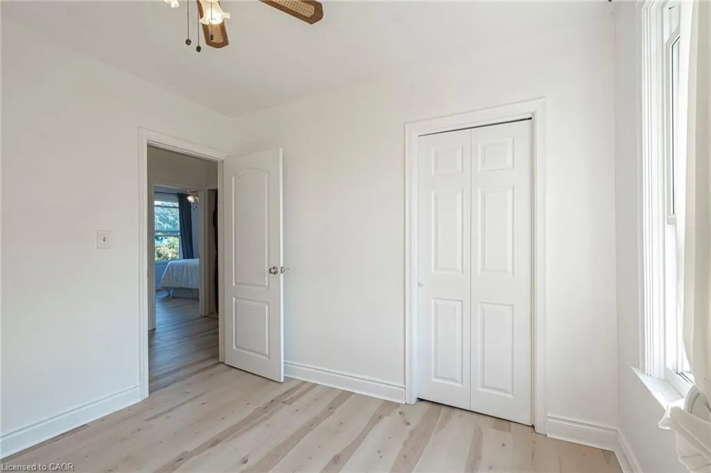 36 Spadina Avenue