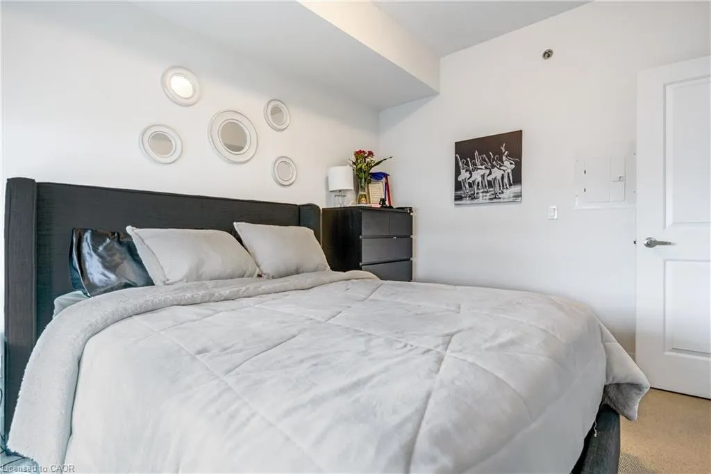 55 Speers Road, #612