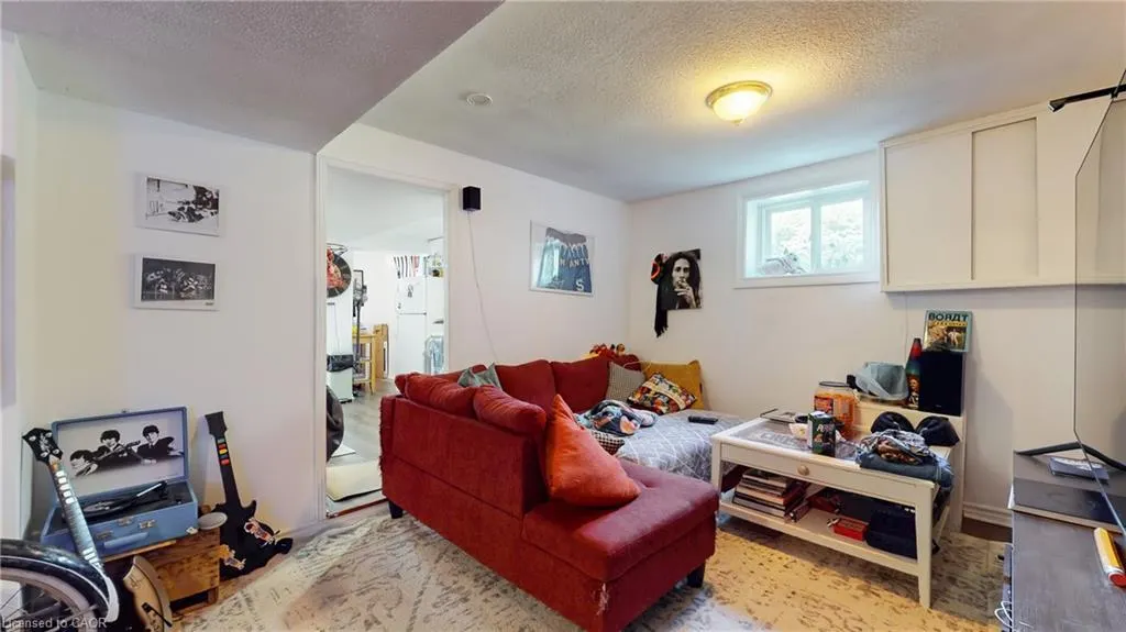 1306-08 Leighland Road