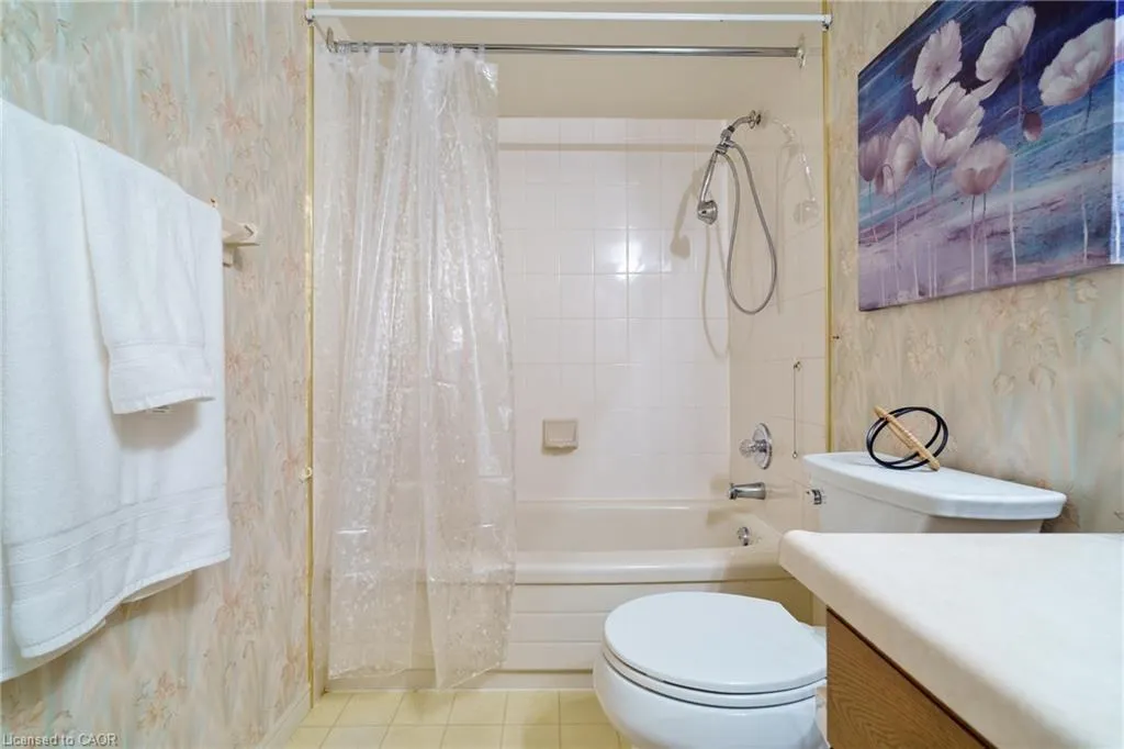 416 Limeridge Road, #213