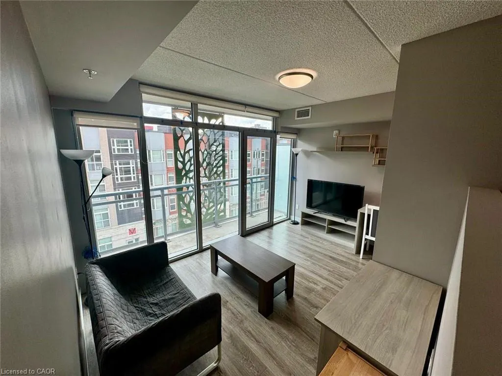 250 Albert Street, #610