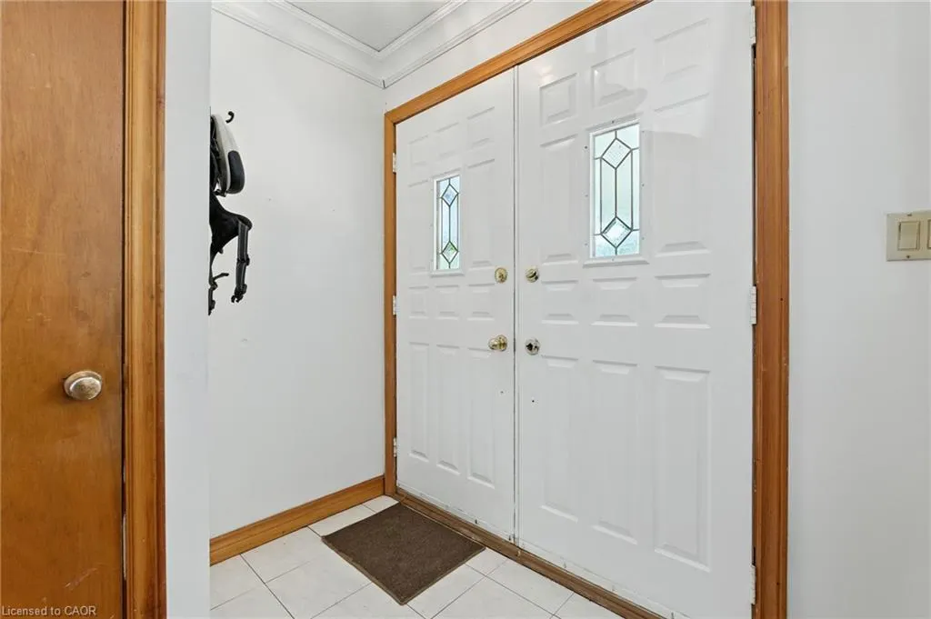 5 Mazza Avenue