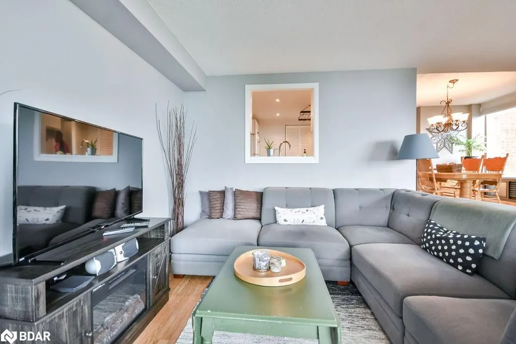 181 Collier Street, #307