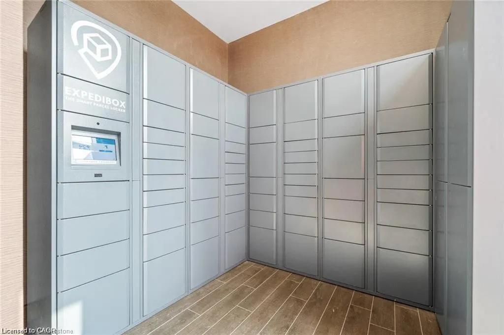 470 Dundas Street E, #220