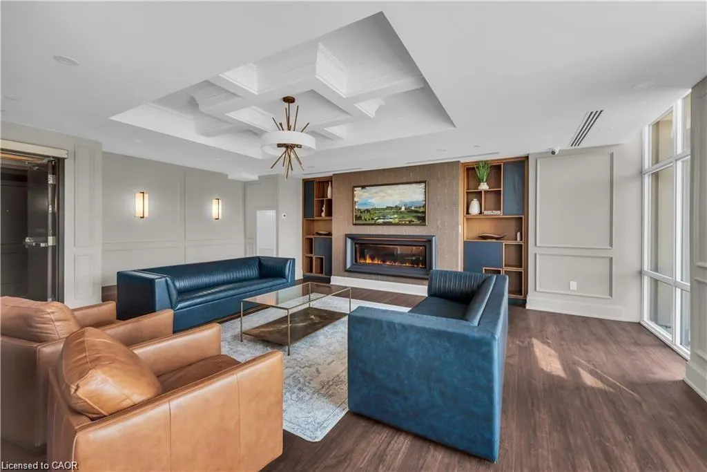 470 Dundas Street E, #220
