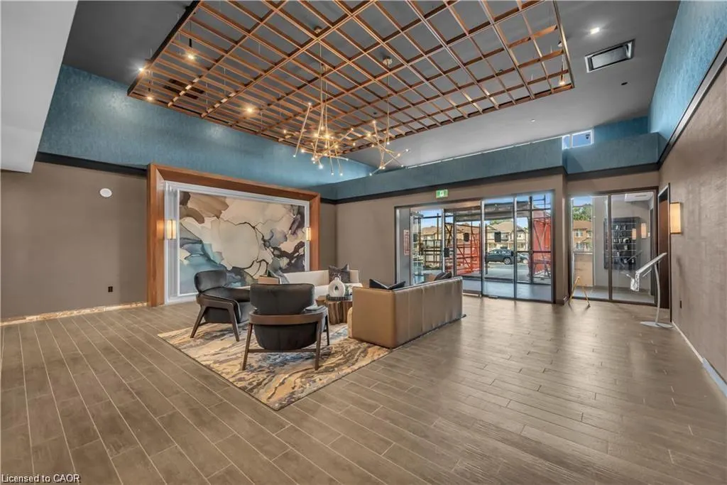 470 Dundas Street E, #220