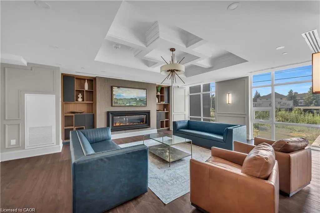 470 Dundas Street E, #220