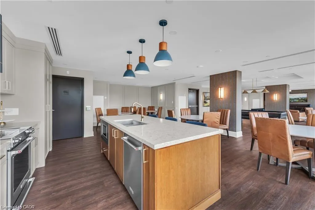 470 Dundas Street E, #220