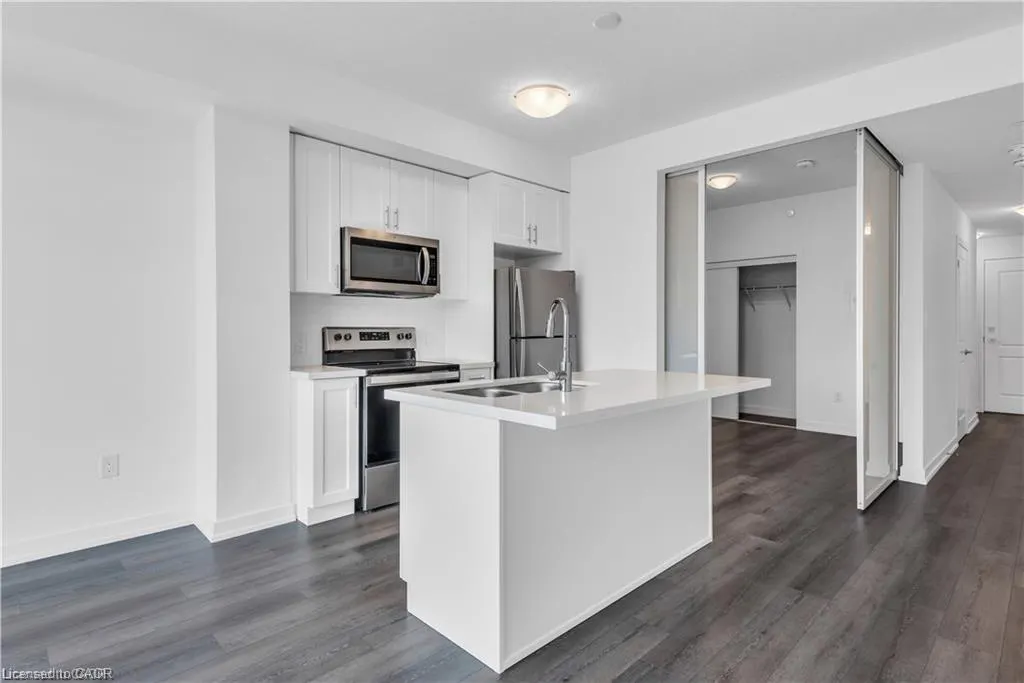 470 Dundas Street E, #220