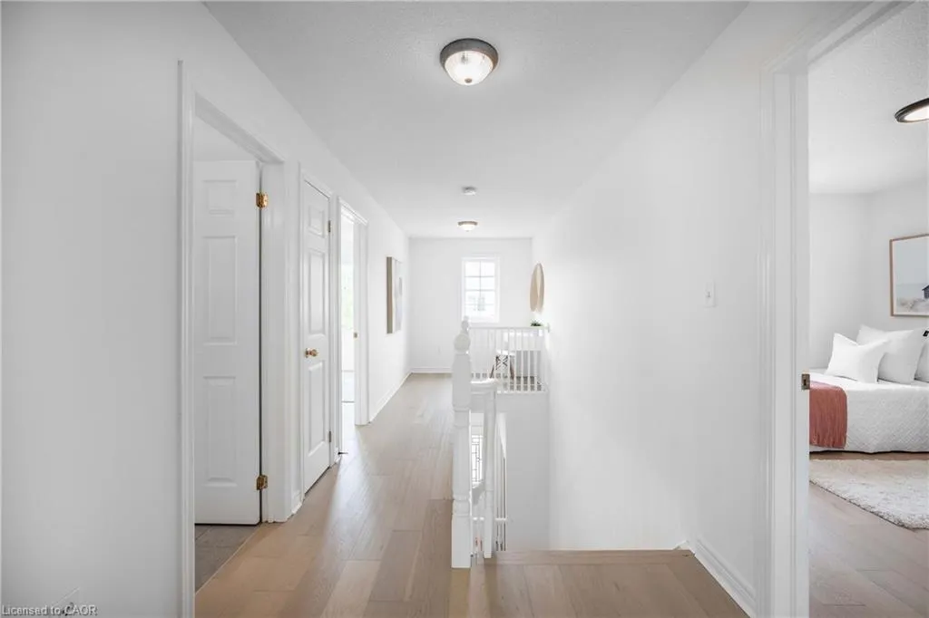 5228 Garland Crescent