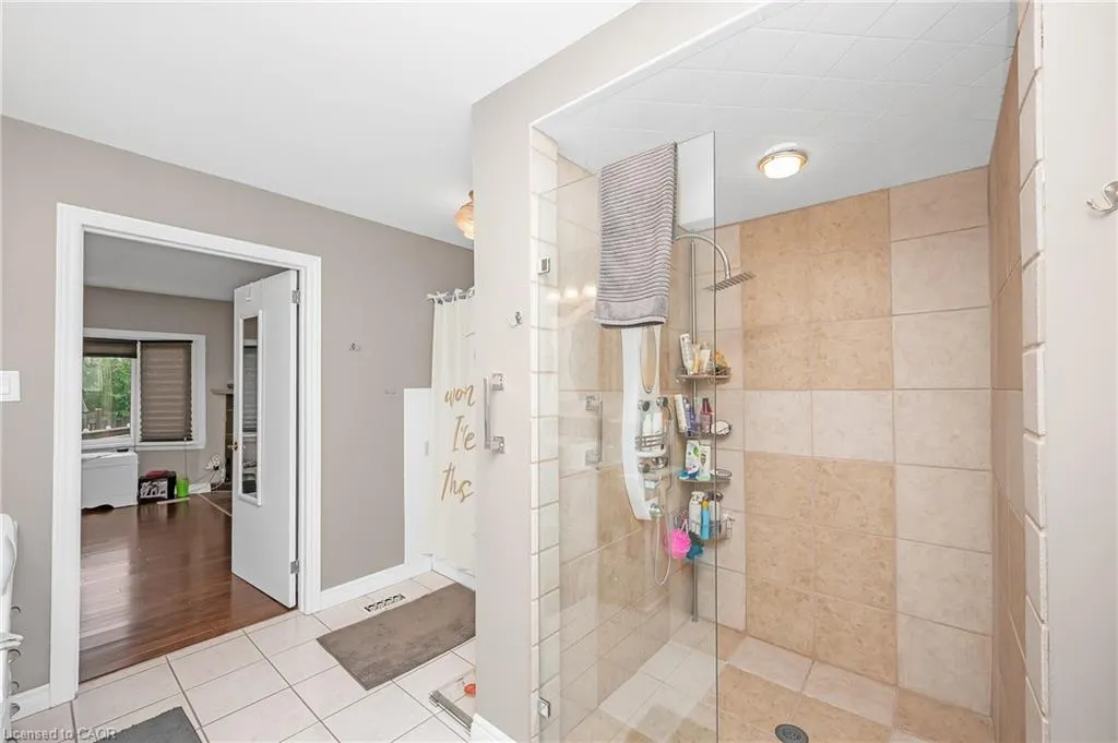 2 Cherry Avenue