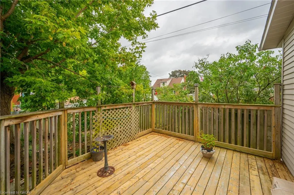 2 Cherry Avenue