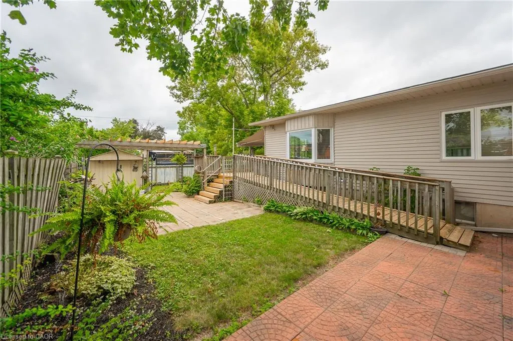 2 Cherry Avenue