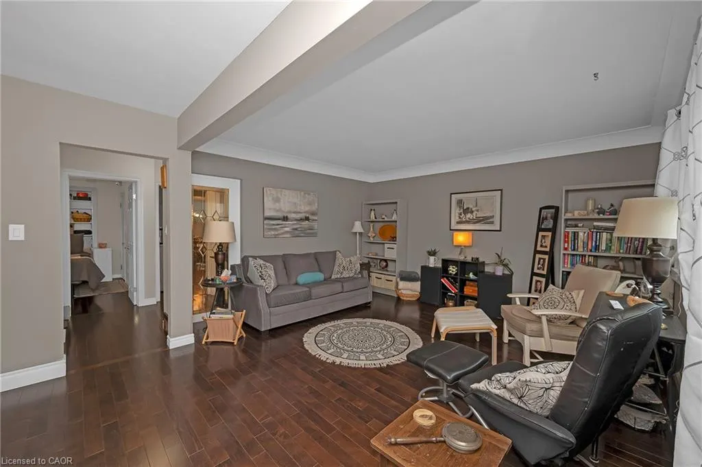 2 Cherry Avenue