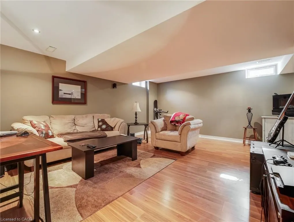 242 Upper Mount Albion Road, #19