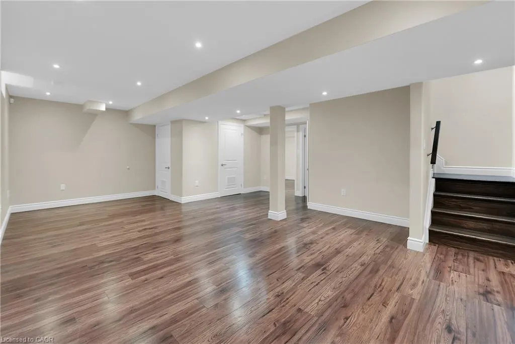4896 Allan Court