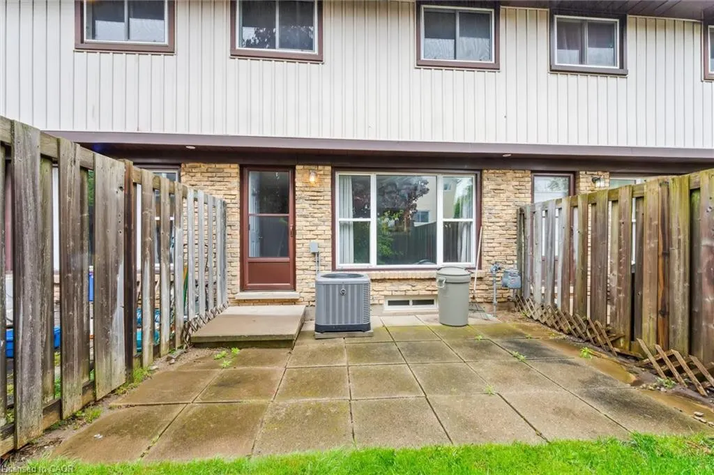 210 Glamis Road, #6