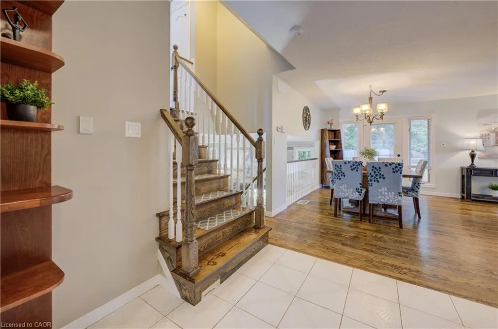 43 Hahn Valley Place