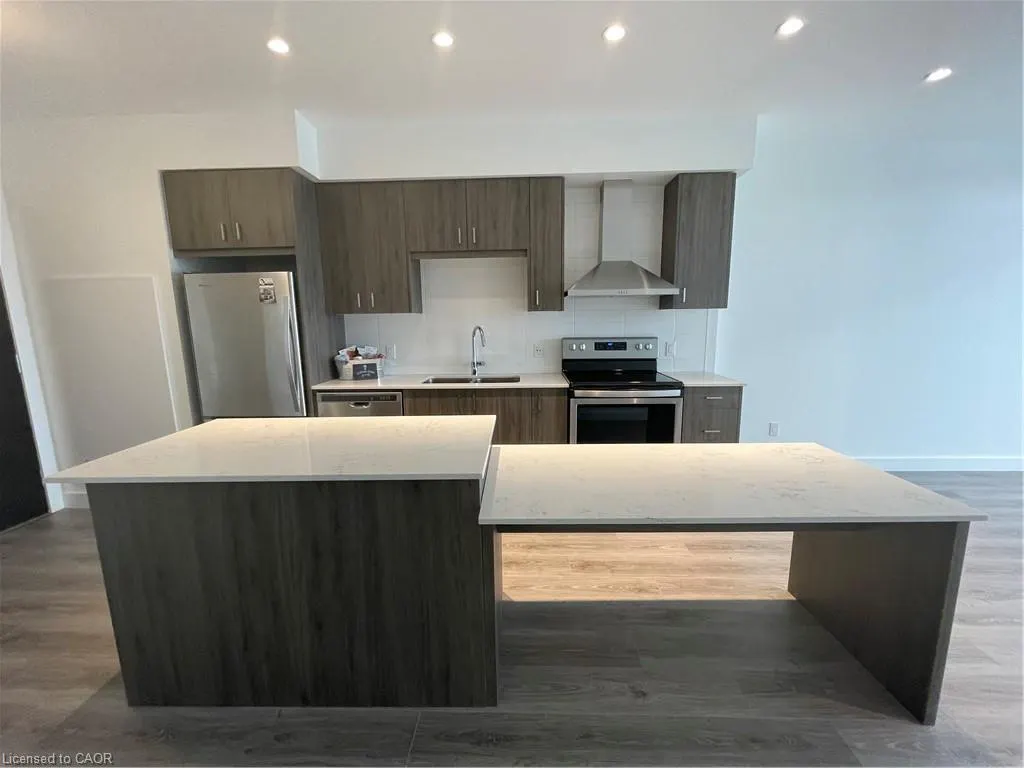 15 Glebe Street, #1108