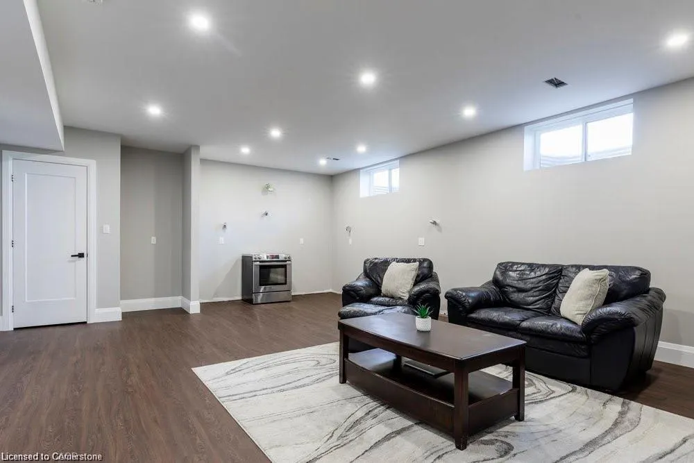 187 Sunnyridge Road