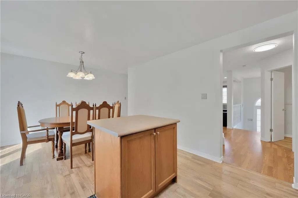 34 Phair Crescent