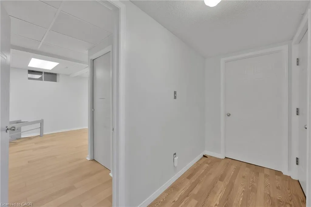 34 Phair Crescent