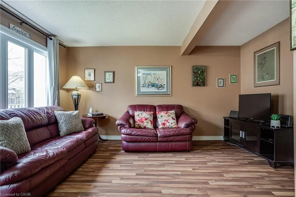1809 Upper Wentworth Street, #11