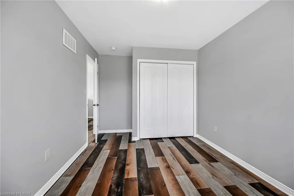143 Thompson Road