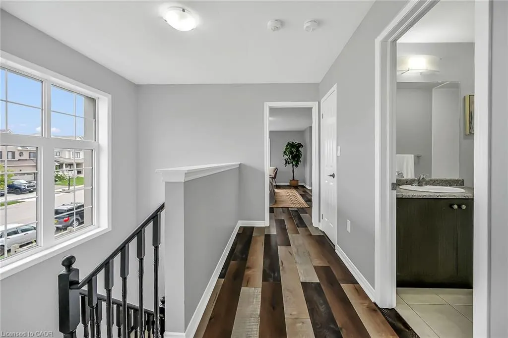 143 Thompson Road
