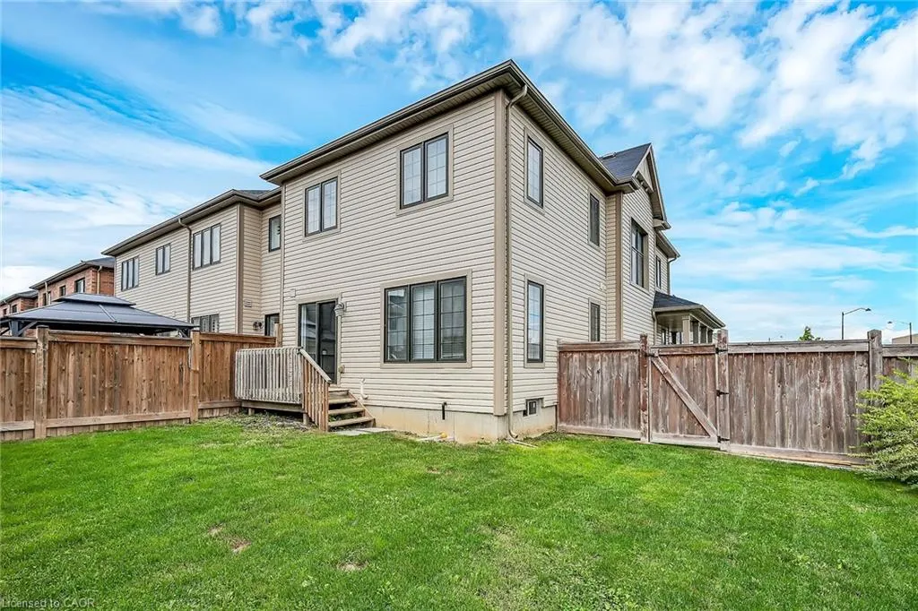 143 Thompson Road