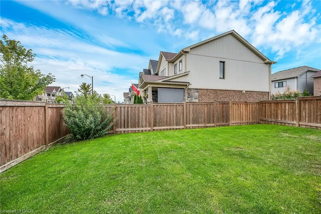 143 Thompson Road