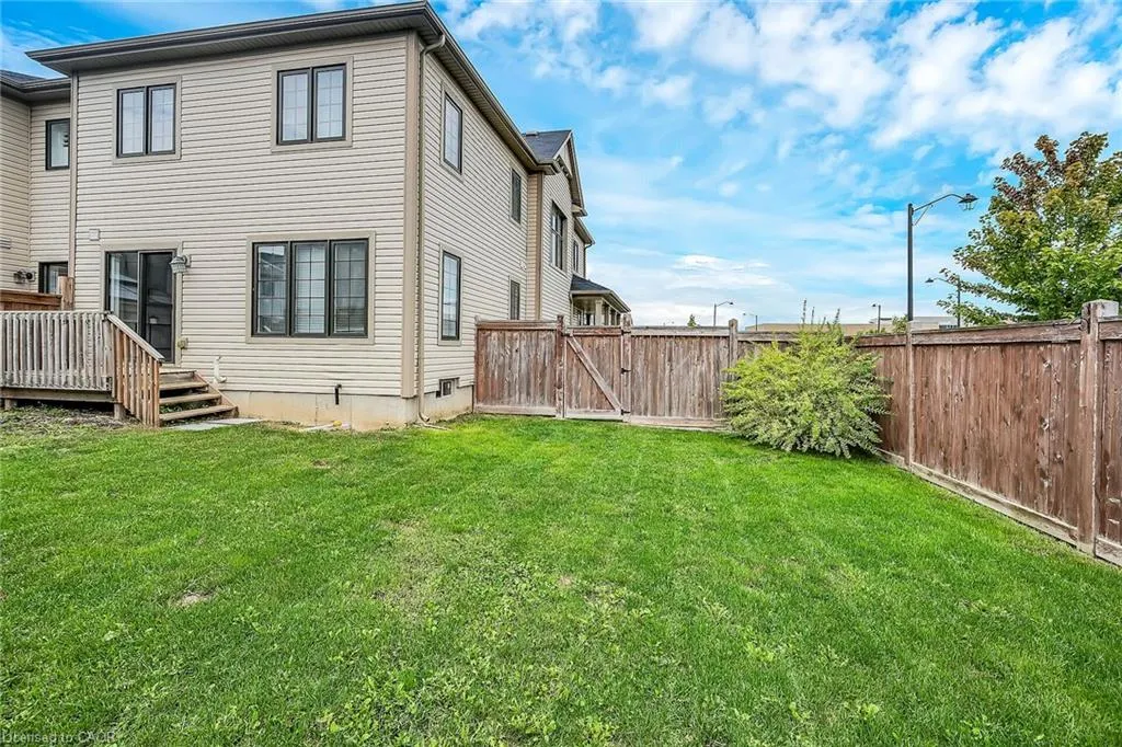 143 Thompson Road