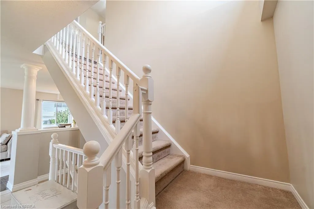111 Amanda Walk